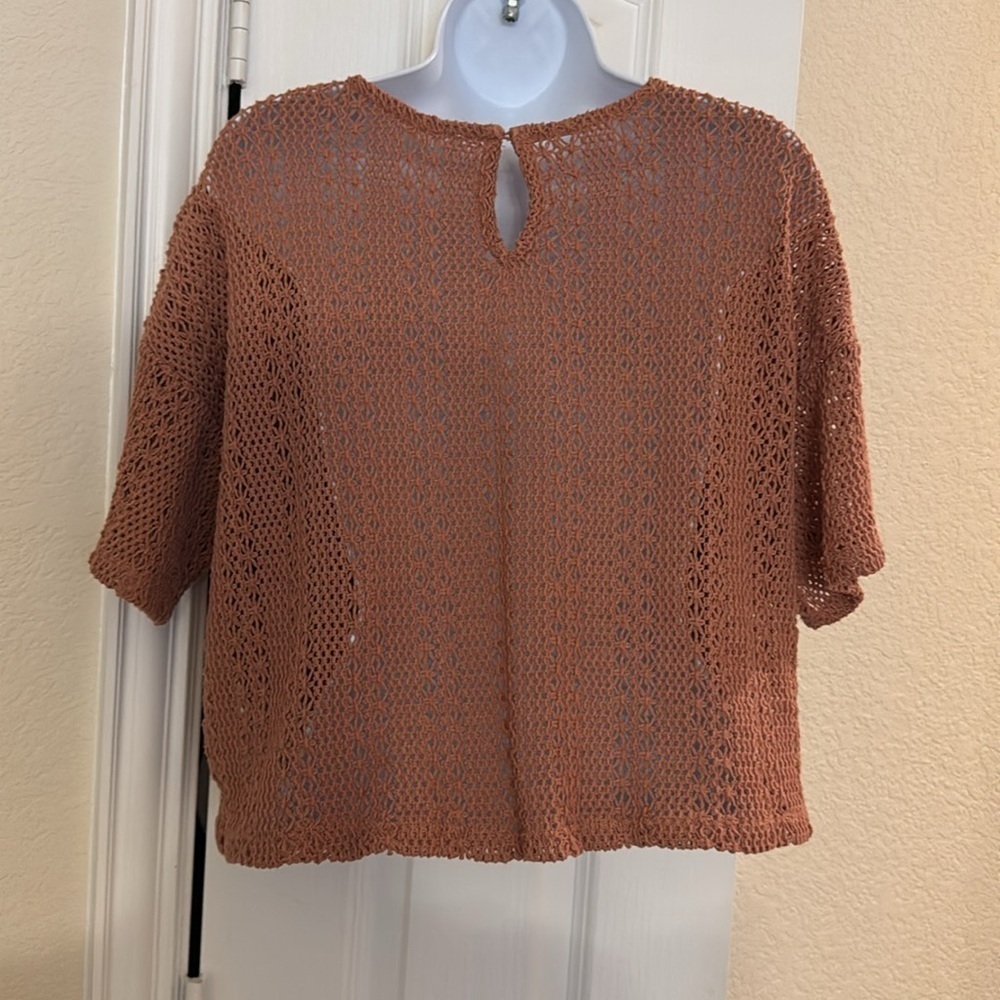 Splendid Collection Cropped Shirt - Picture 3 of 3